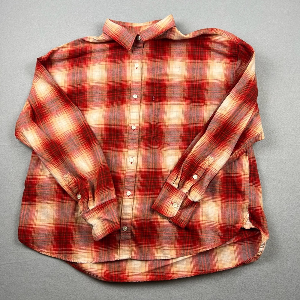 Levi's Women XL Red Plaid Flannel Button Down Boyfriend Shirt Long Sleeve Pocket